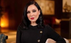 شطب اسم سلاف فواخرجي من نقابة الفنانين السوريين